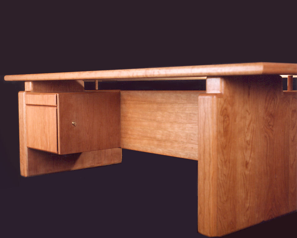 Cherry Executive Desk Solid Wood Tables